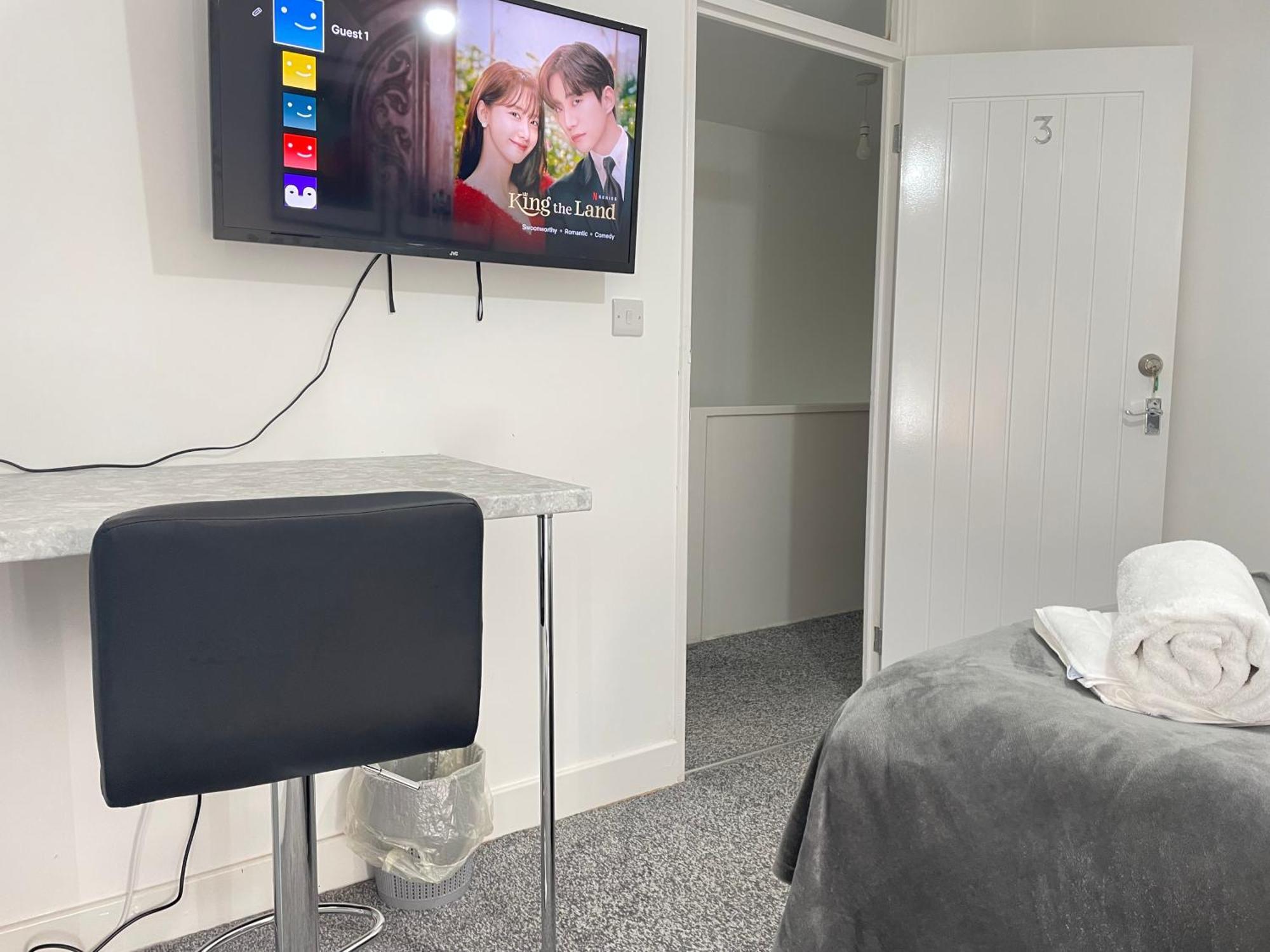 4 Bedroom 2 Bathroom Shared House - Near Bhx And Nec Birmingham Exteriér fotografie