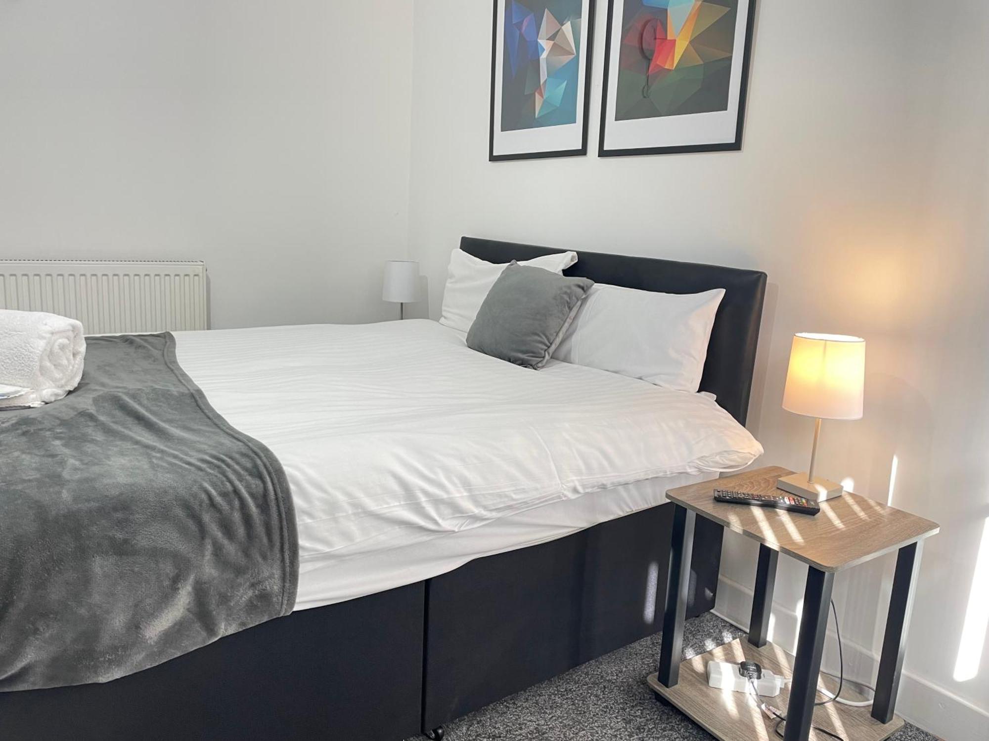 4 Bedroom 2 Bathroom Shared House - Near Bhx And Nec Birmingham Exteriér fotografie