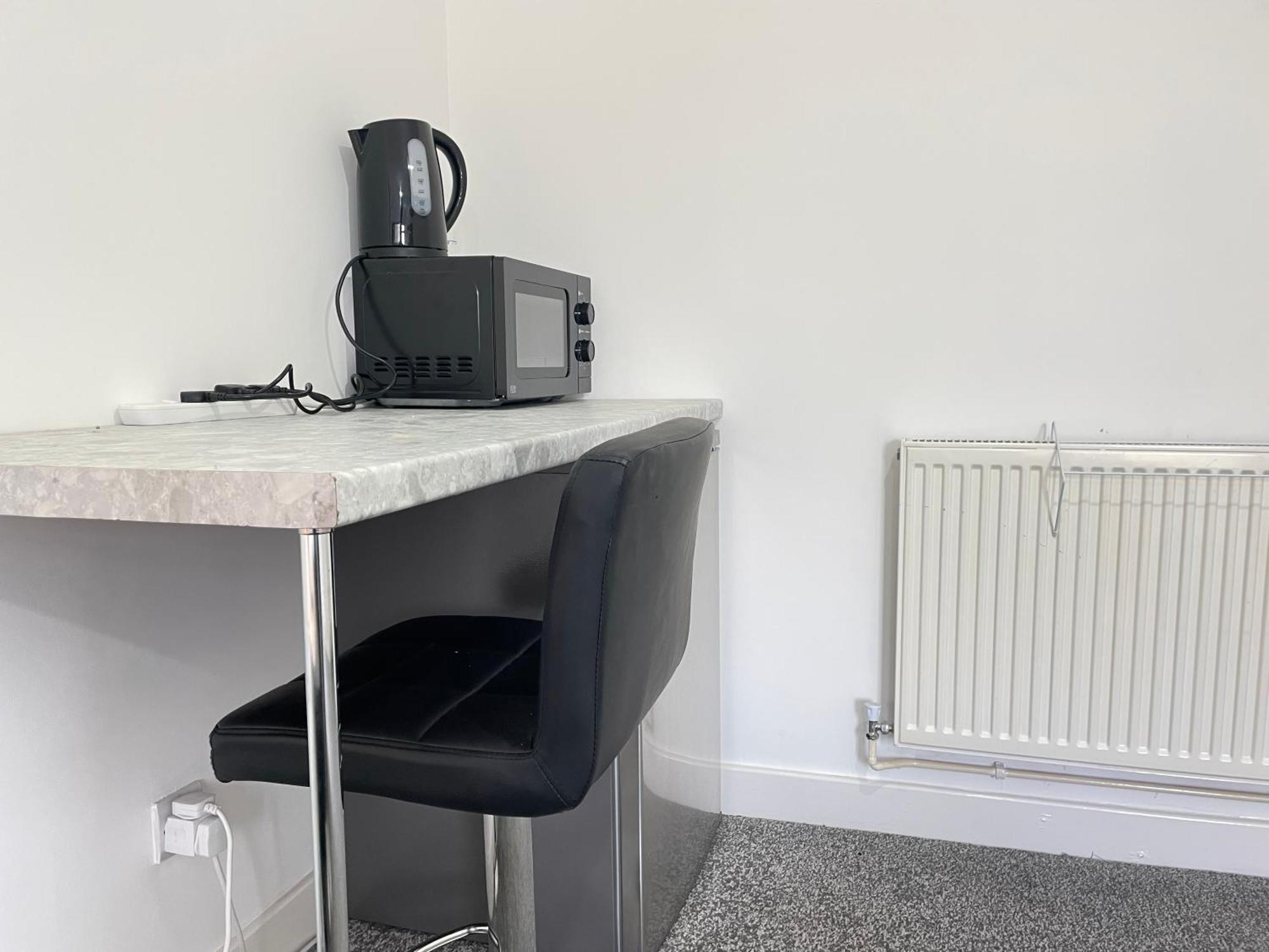 4 Bedroom 2 Bathroom Shared House - Near Bhx And Nec Birmingham Exteriér fotografie